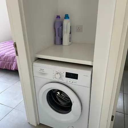 Two Bedrooms With Private Balcony アパート *