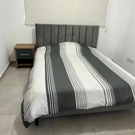 アパート Two Bedrooms With Private Balcony