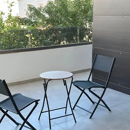 Two Bedrooms With Private Balcony * ニコシア