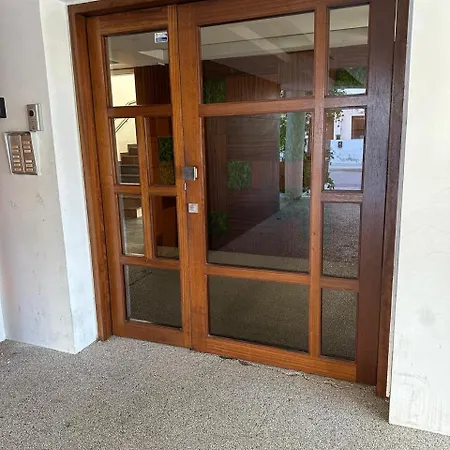 Two Bedrooms With Private Balcony * ニコシア