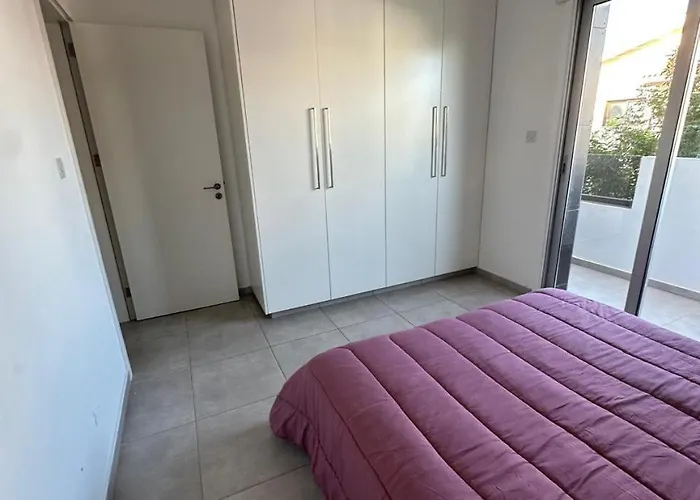 Two Bedrooms With Private Balcony 公寓 尼科西亚